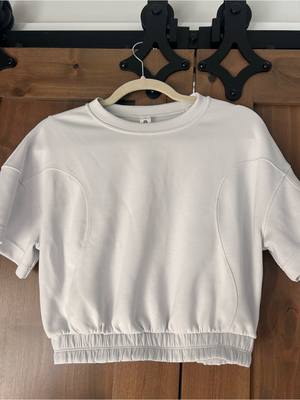 Lululemon Softstreme Gathered T-Shirt in Light Vapor - Size 4